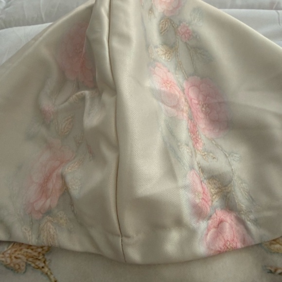 🌸🪷2D Floral Print Hoodie  BN Boutique - Picture 8 of 9